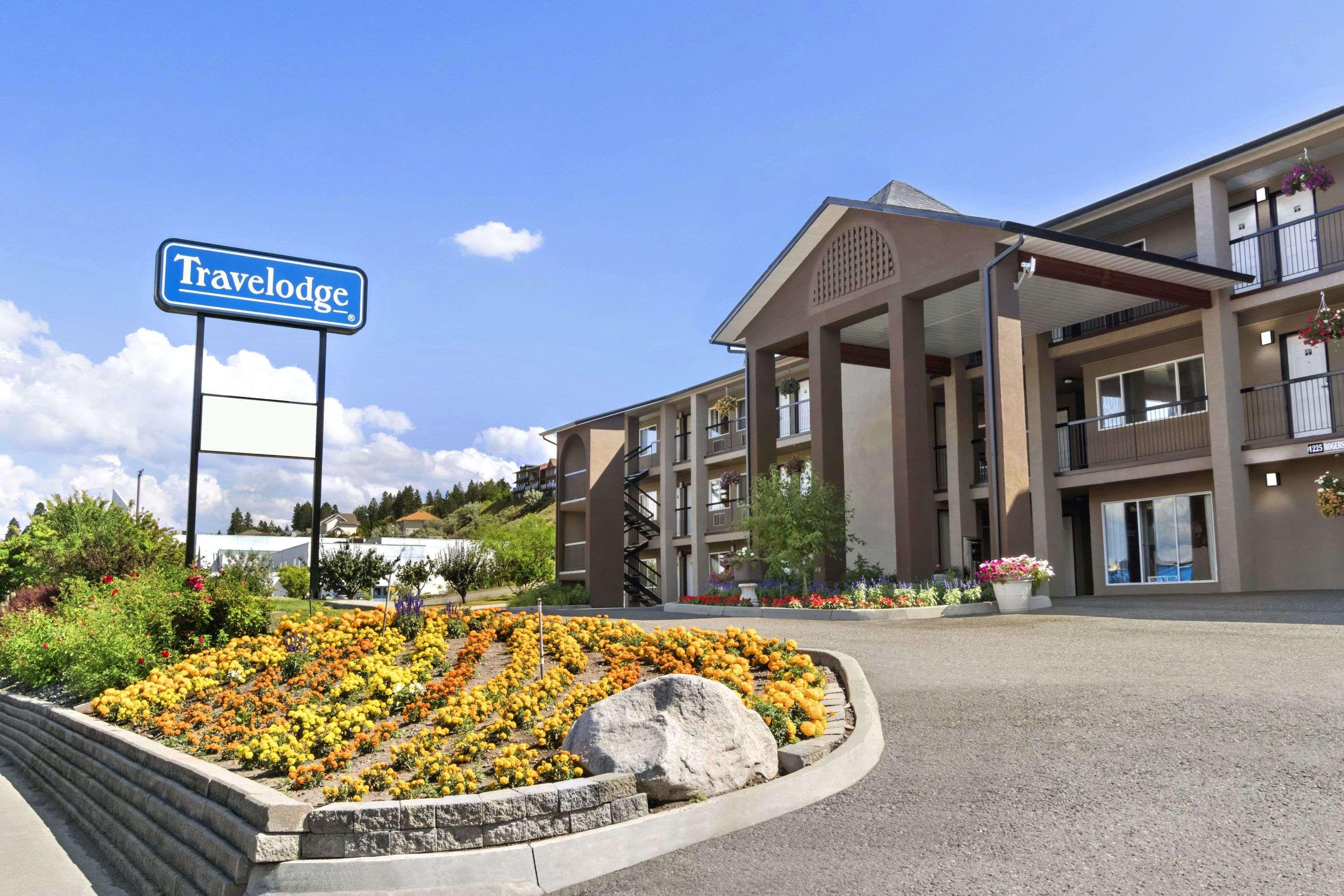 Travelodge By Wyndham Kamloops Mountview Extérieur photo