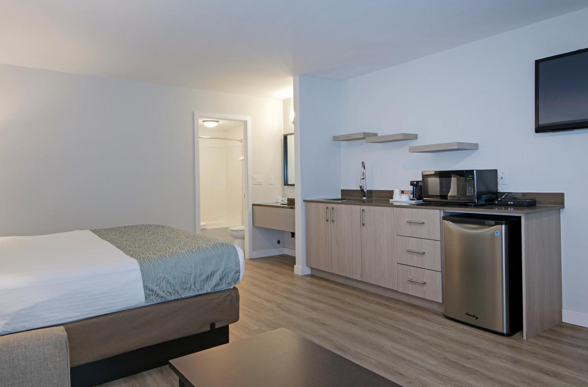 Travelodge By Wyndham Kamloops Mountview Extérieur photo
