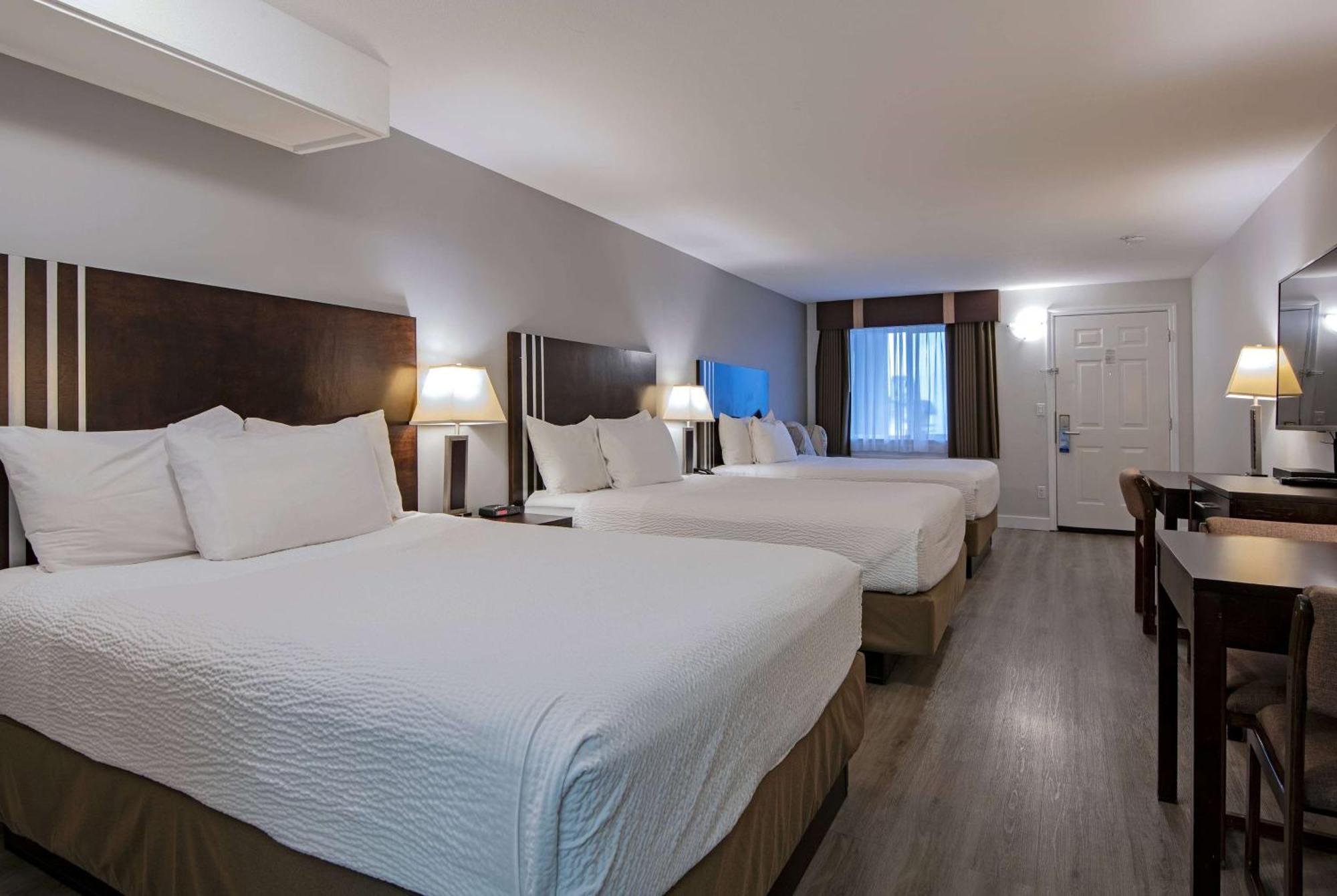 Travelodge By Wyndham Kamloops Mountview Extérieur photo