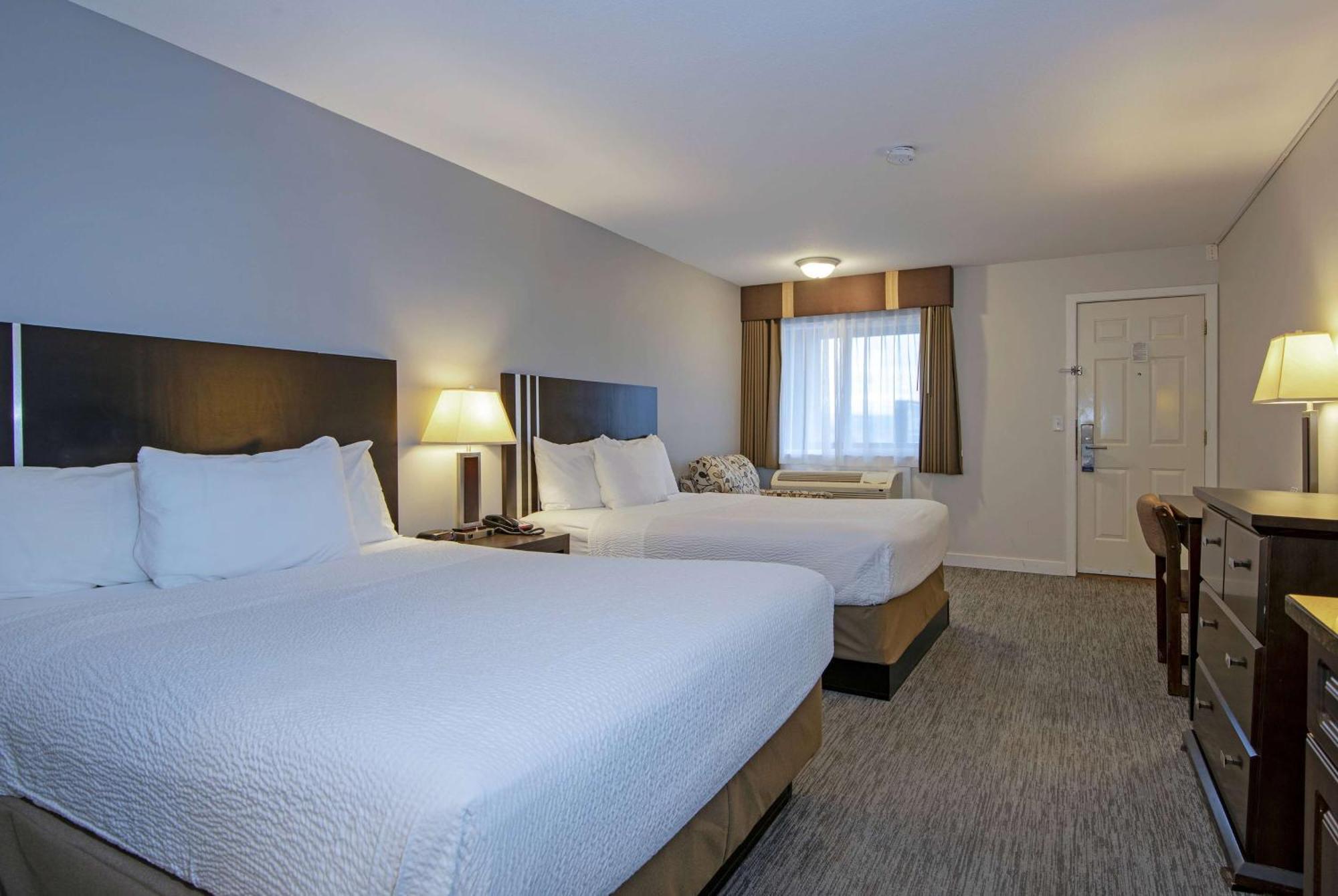Travelodge By Wyndham Kamloops Mountview Extérieur photo